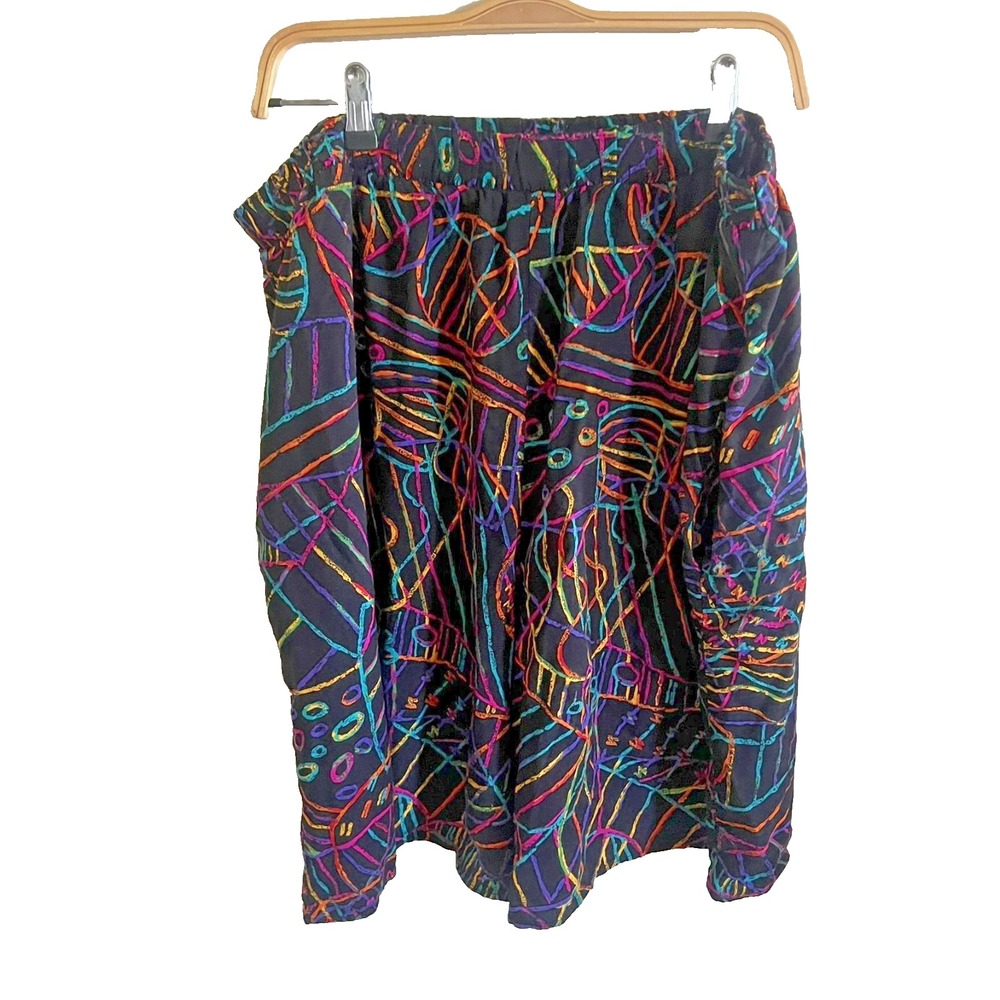 Basic Editions Shorts Women's Vintage Black Neon Laser Made In‎ USA 90s Stretch
